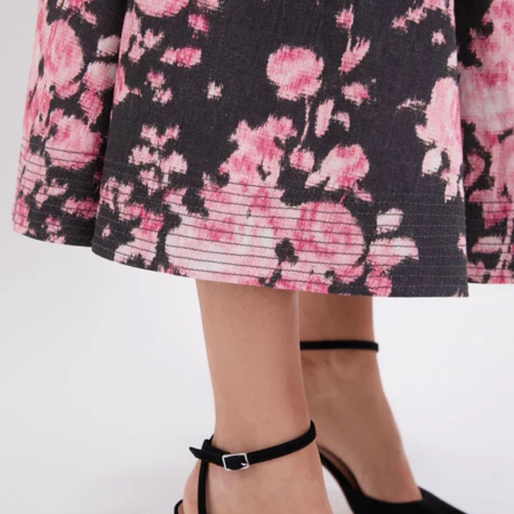 Tuckernuck NWT Midi Skirt with Pink and Black Design